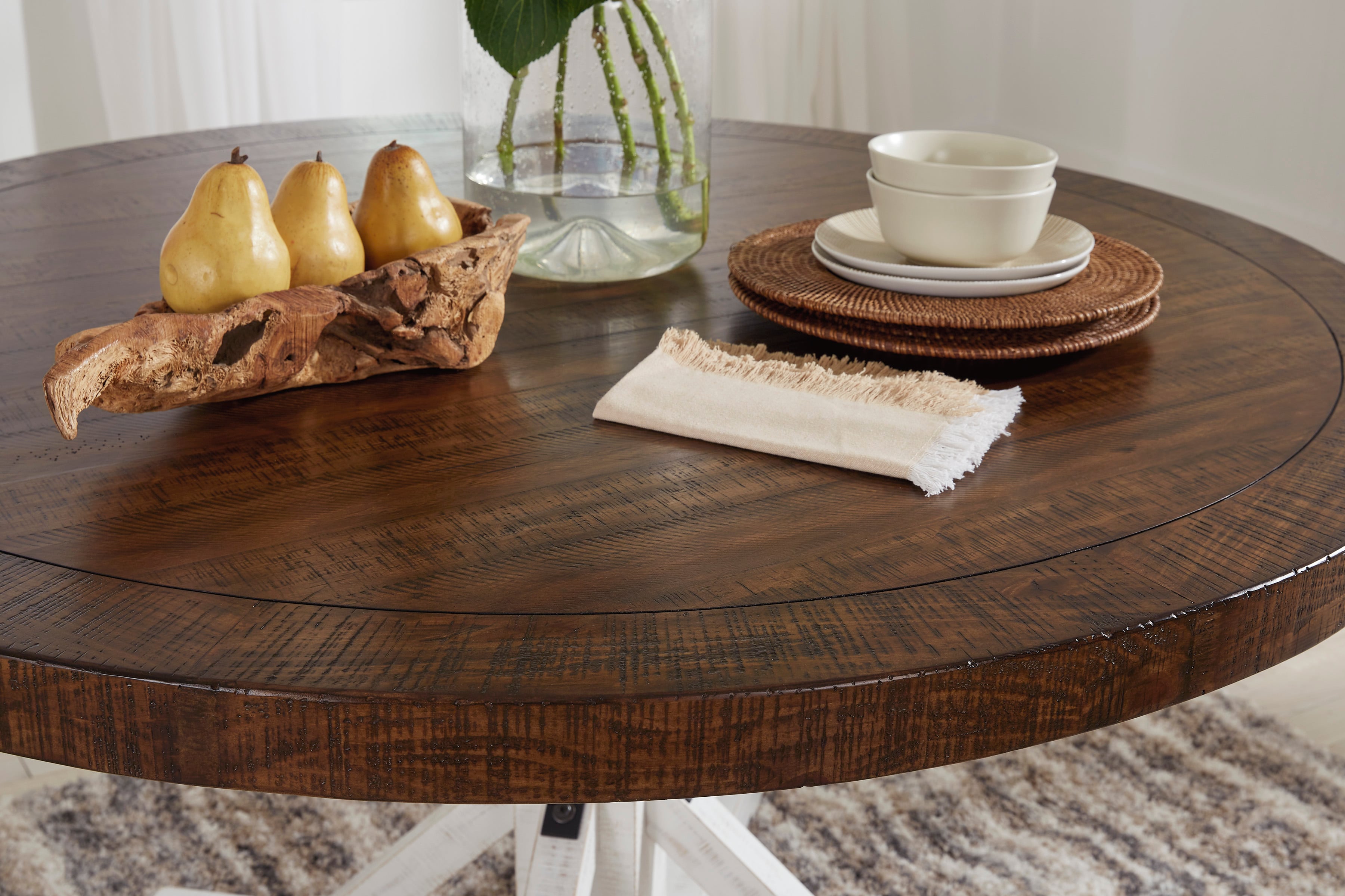 Signature Design By Ashley Valebeck D546D11 Farmhouse Round Dining ...