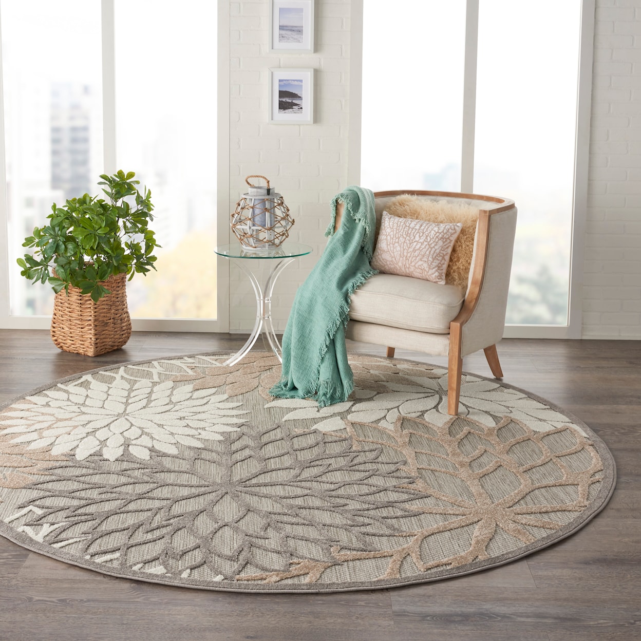 Nourison Aloha 7'10" Round  Rug