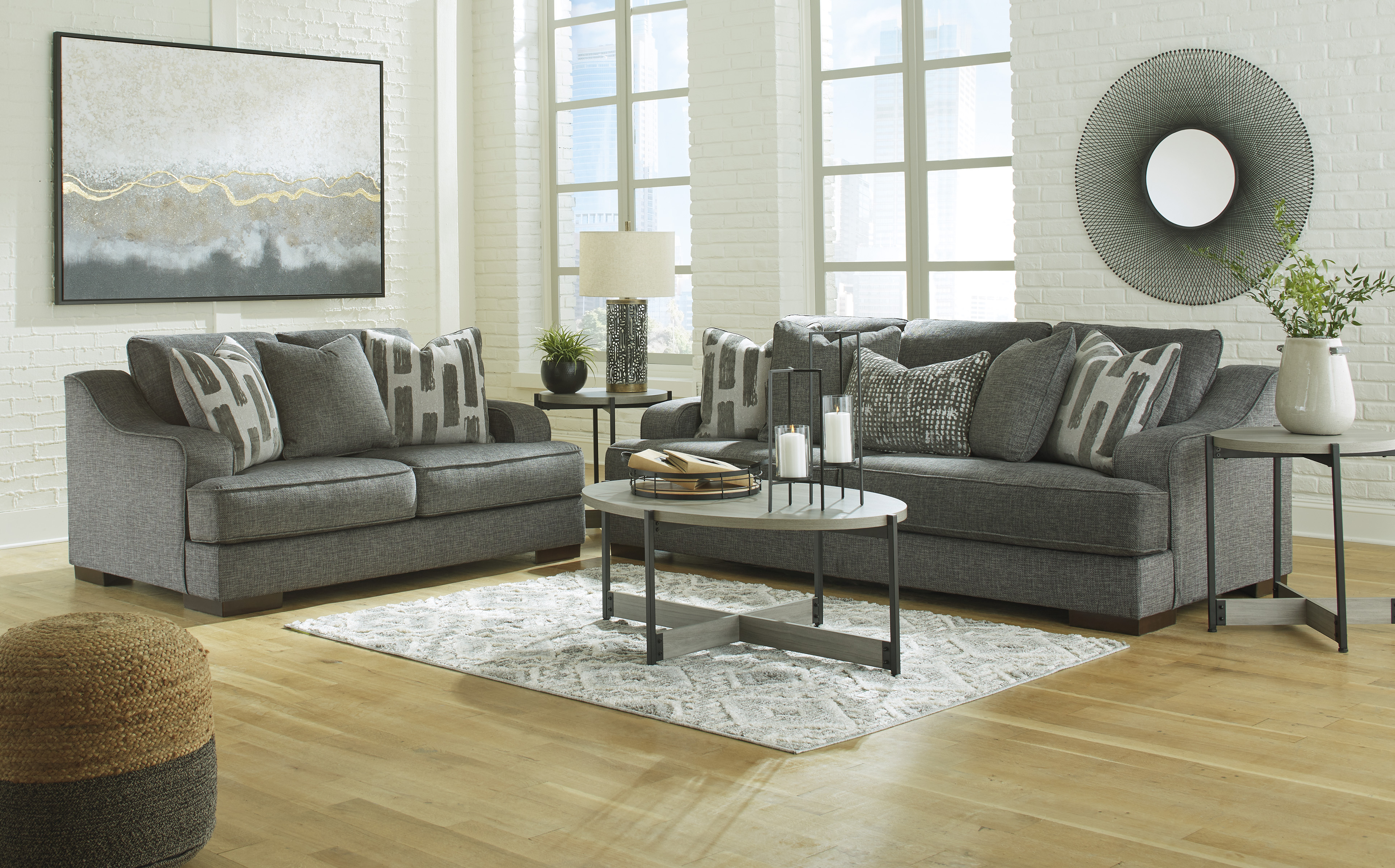 Benchcraft Lessinger Sofa