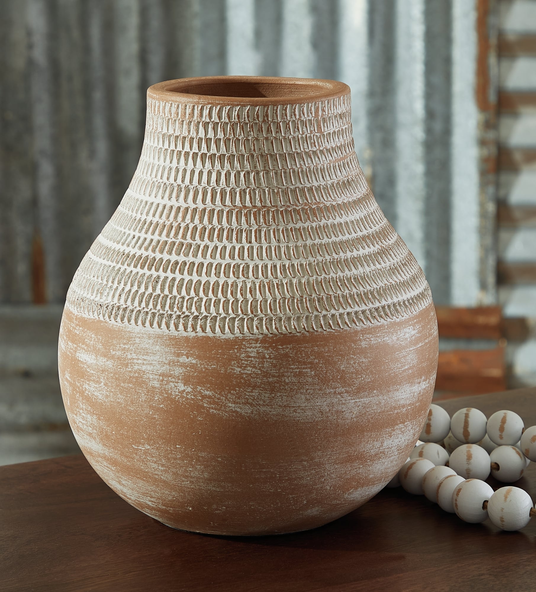 Signature Design by Ashley Reclove Vase