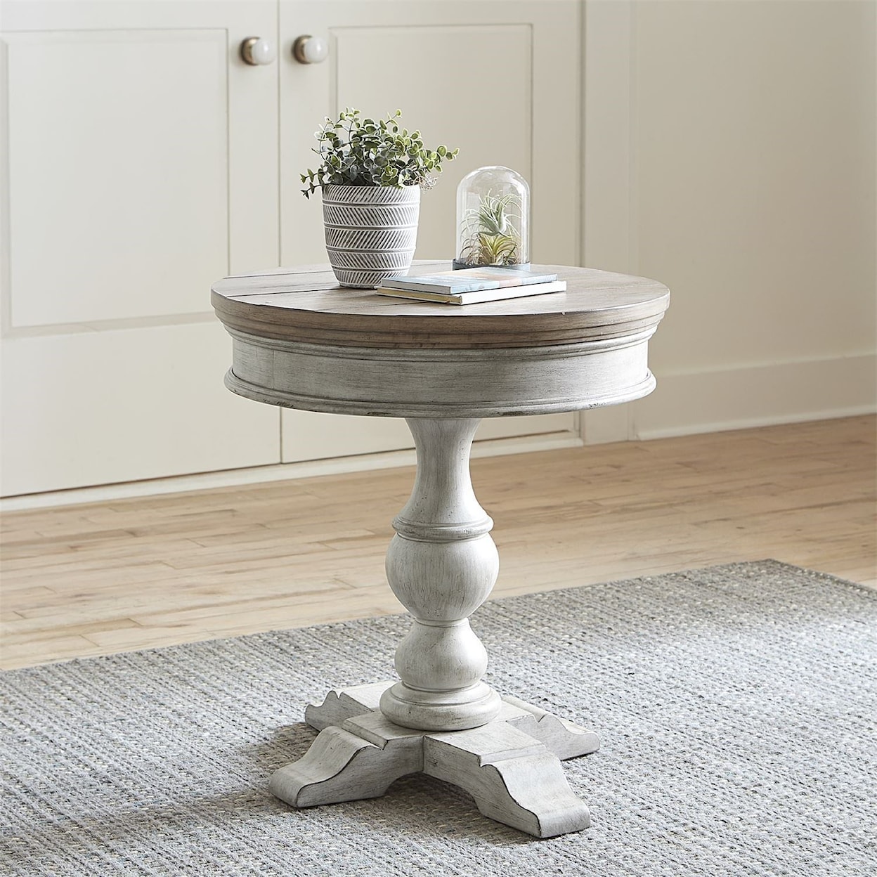 Libby Haven Round Pedestal Chairside Table