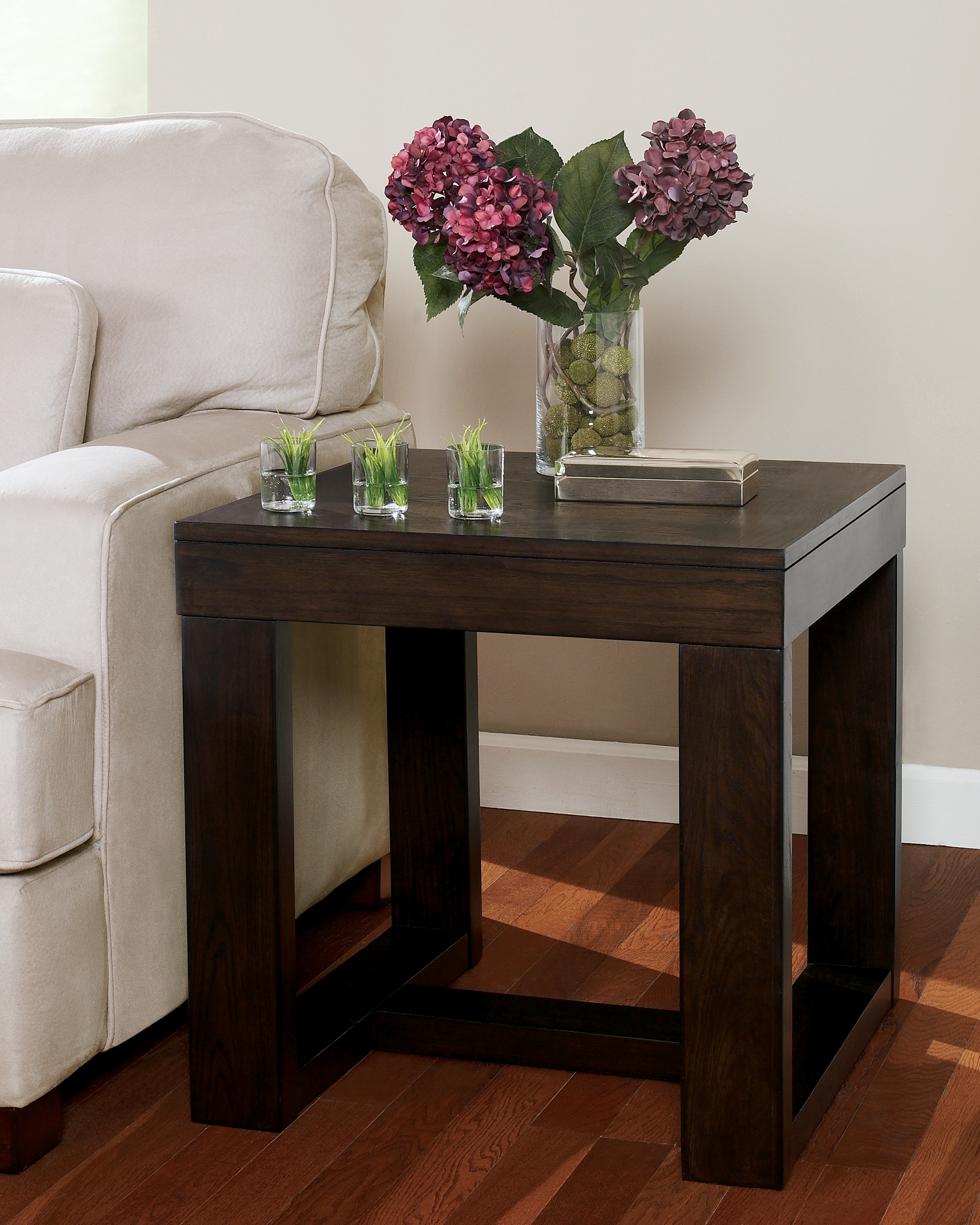 Signature Design by Ashley Watson Square End Table