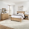 homestyles Manor House Queen Bedroom Set