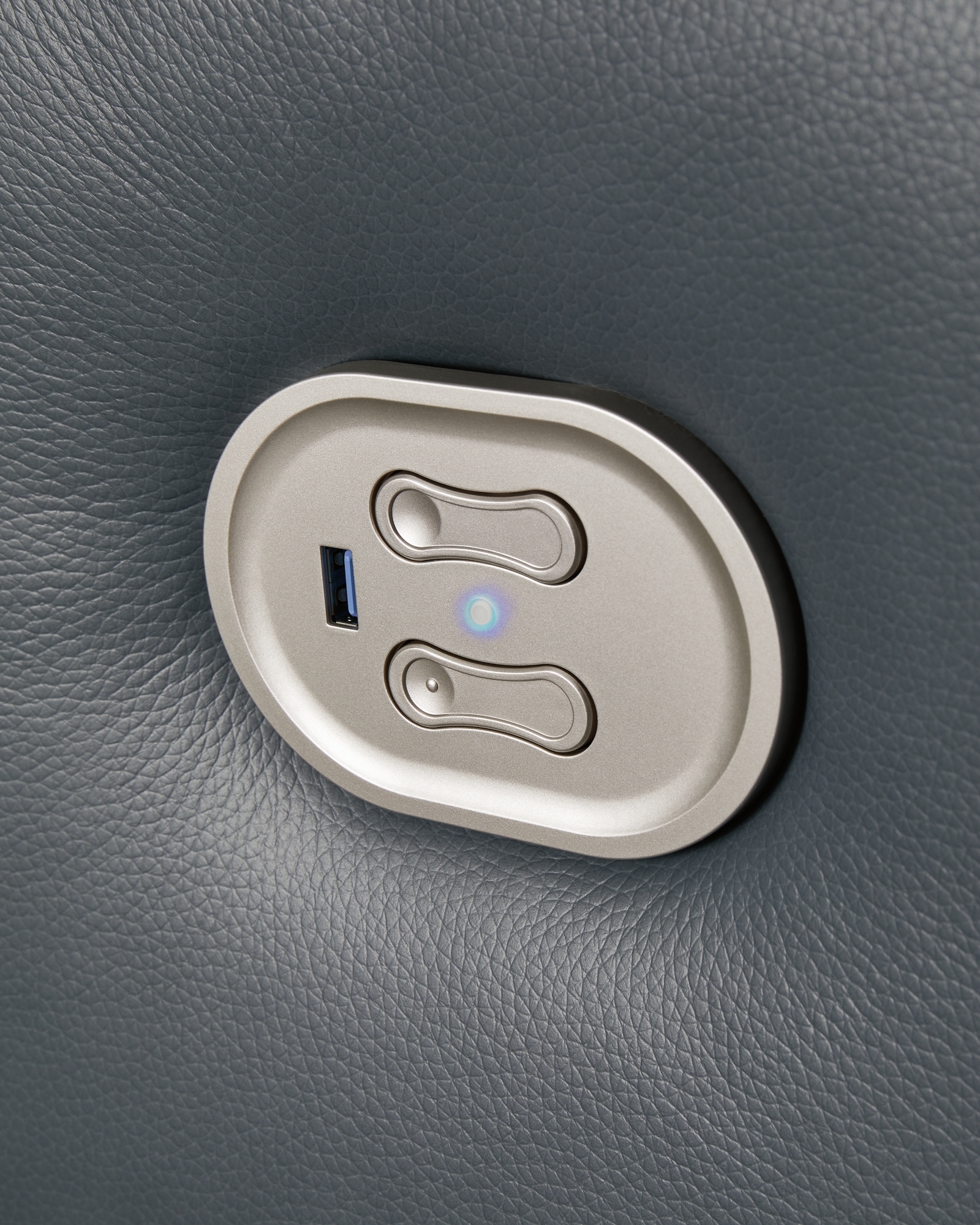 Signature Design by Ashley Mindanao Pwr Rec Sofa With Adj Headrest