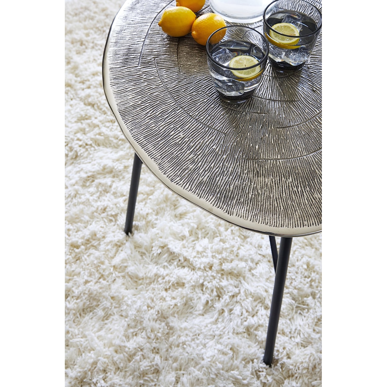 Signature Design by Ashley Furniture Laverford Round End Table