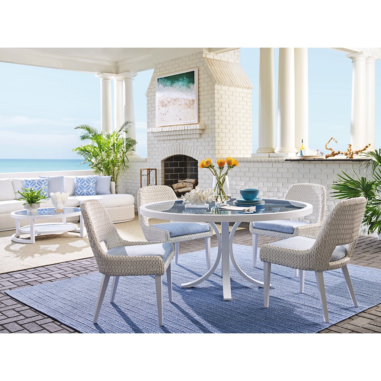 Tommy Bahama Outdoor Living Ocean Breeze Promenade Outdoor Round Dining Table