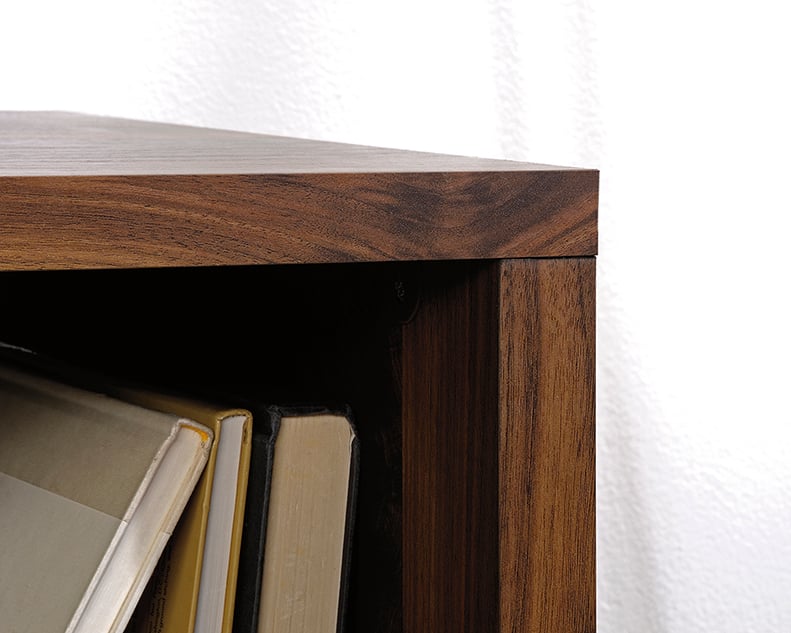 Sauder HARVEY PARK Harvey Park Entertainment Credenza