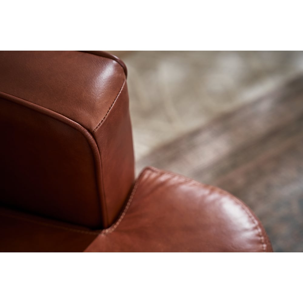 La-Z-Boy Maeve Barrel Back Accent Chair