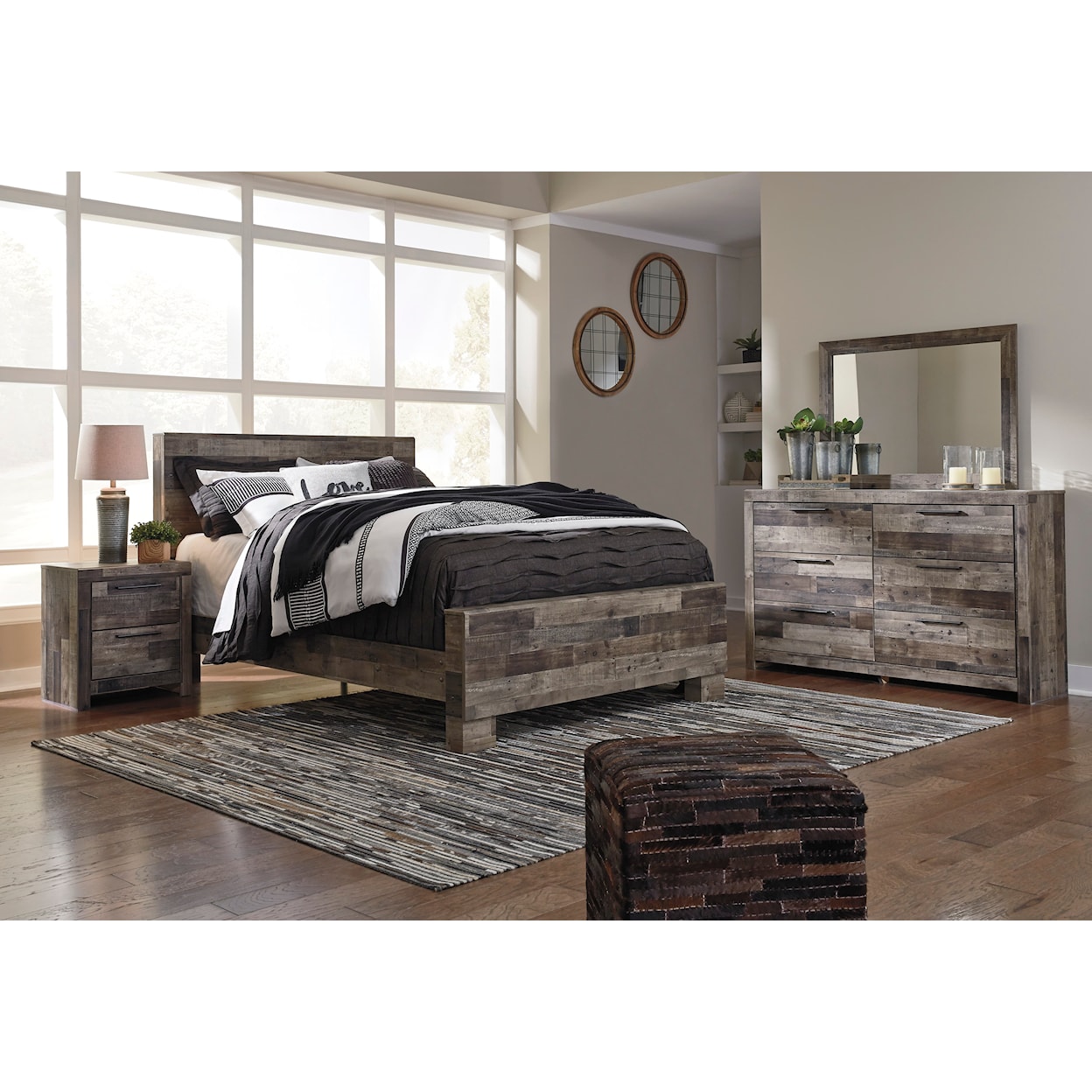Ashley Furniture Benchcraft Derekson Queen Bedroom Set