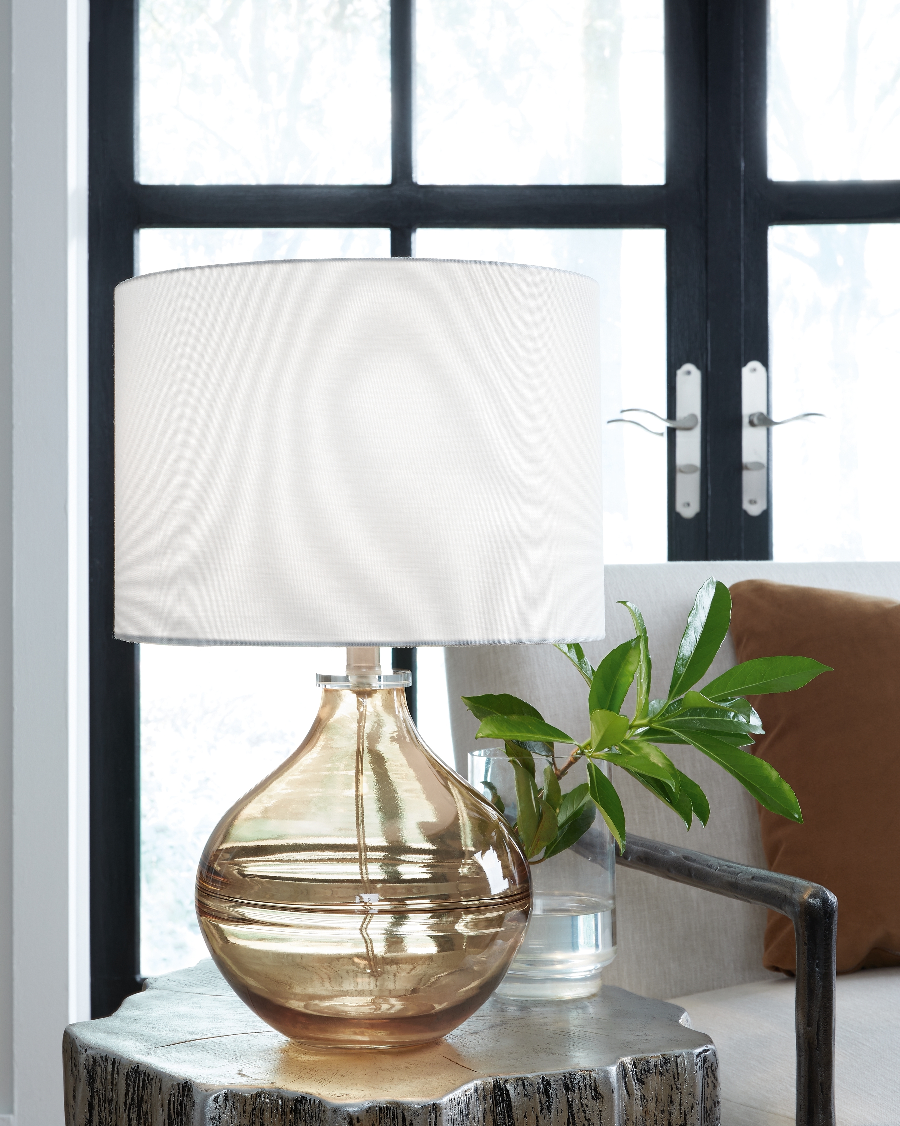 Signature Design by Ashley Lemmitt Glass Table Lamp