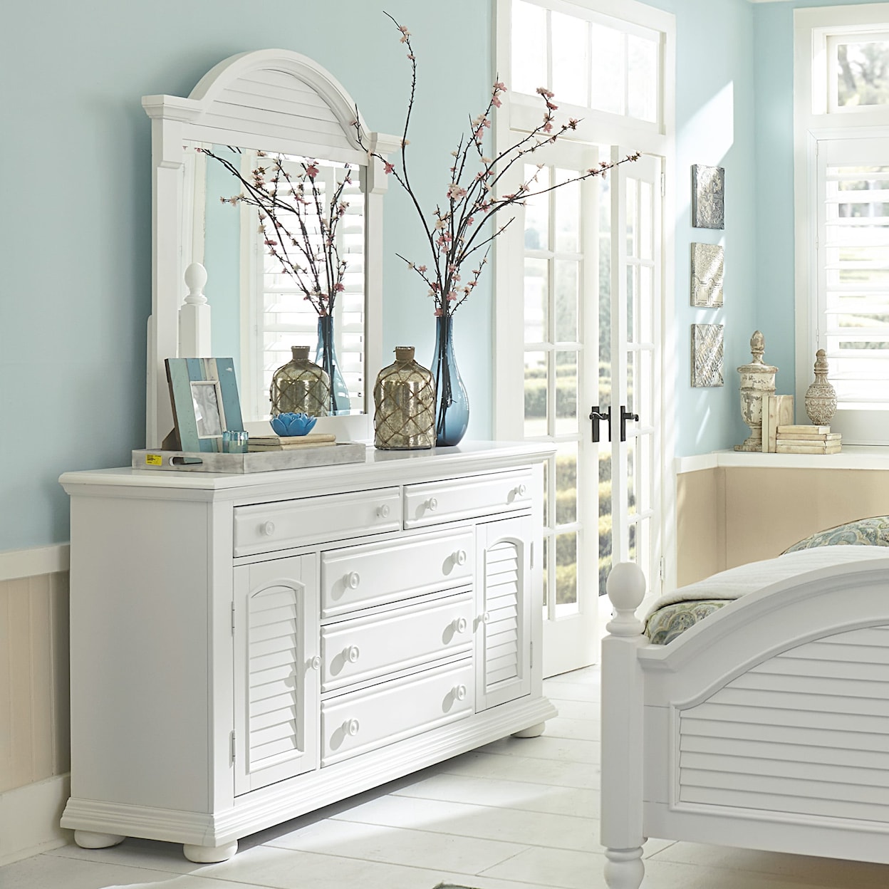 Liberty Furniture Summer House 5-Drawer Dresser and Mirror