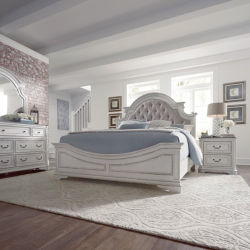 Traditional 4-Piece Upholstered Queen Bedroom Group