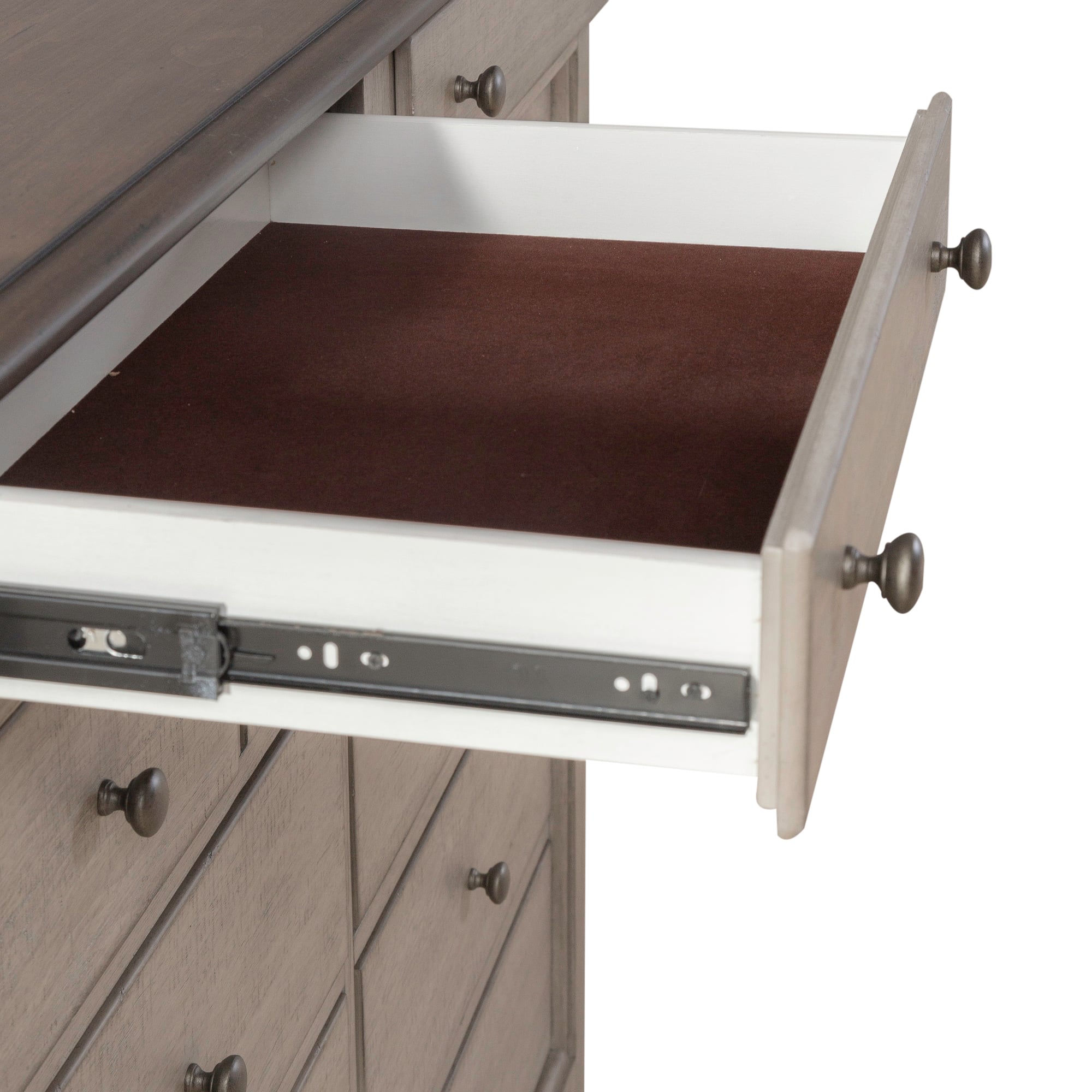 Liberty Furniture Ivy Hollow 11-Drawer Chesser