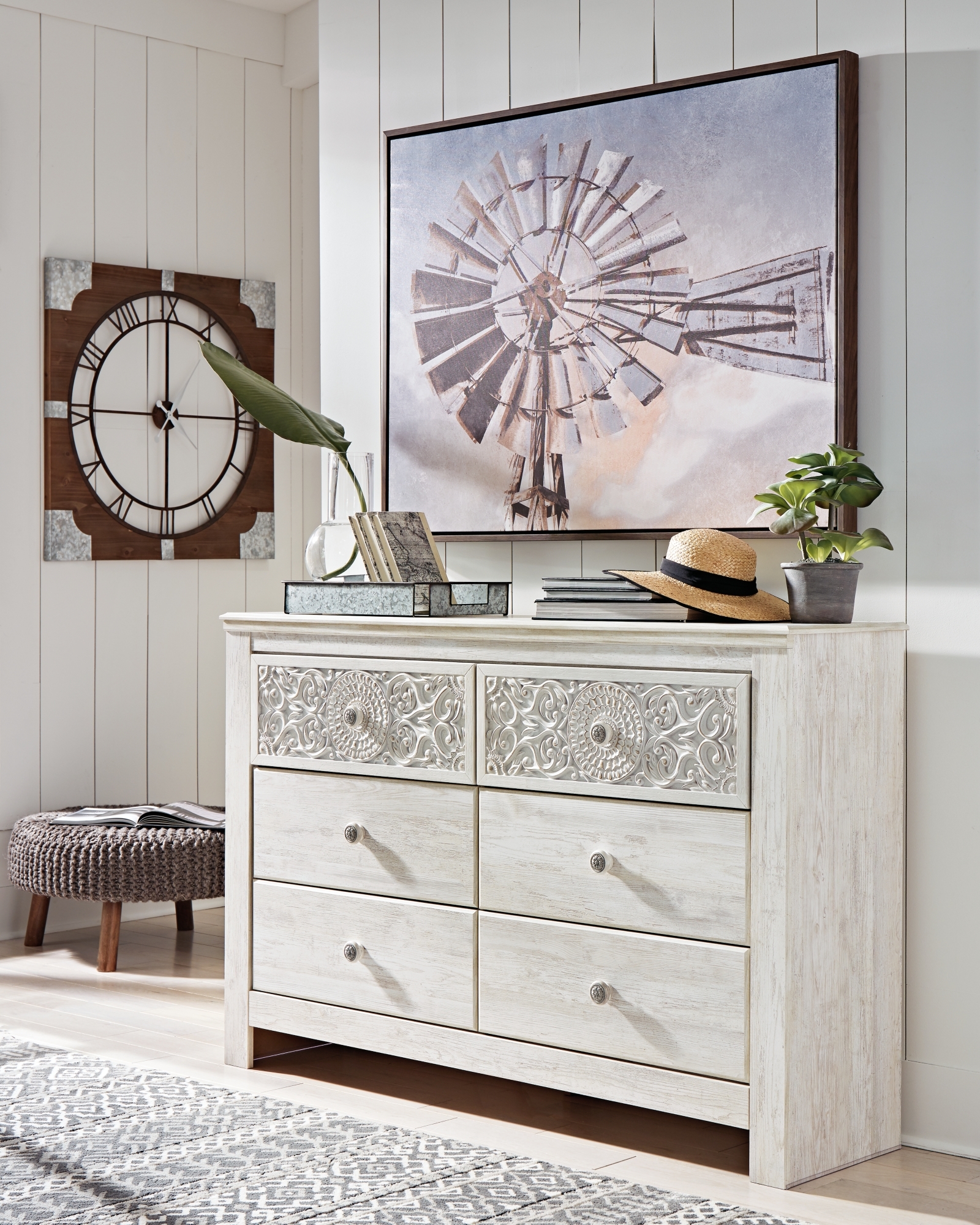 Signature Design by Ashley Paxberry Six Drawer Dresser