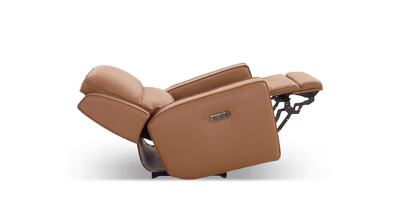Bassett Club Level - Raymond Power Recliner with USB Ports
