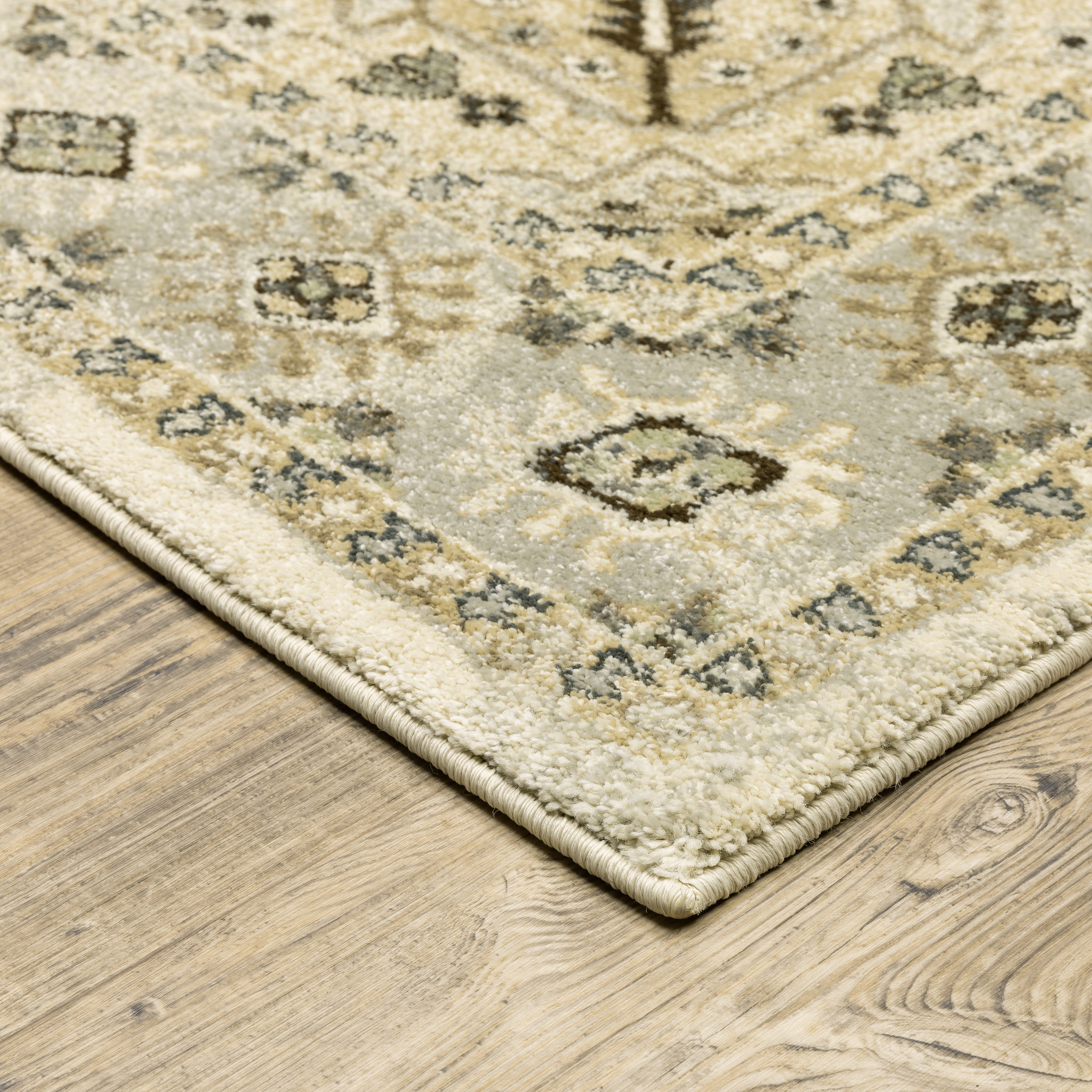2' 3" X  7' 6"  Rug