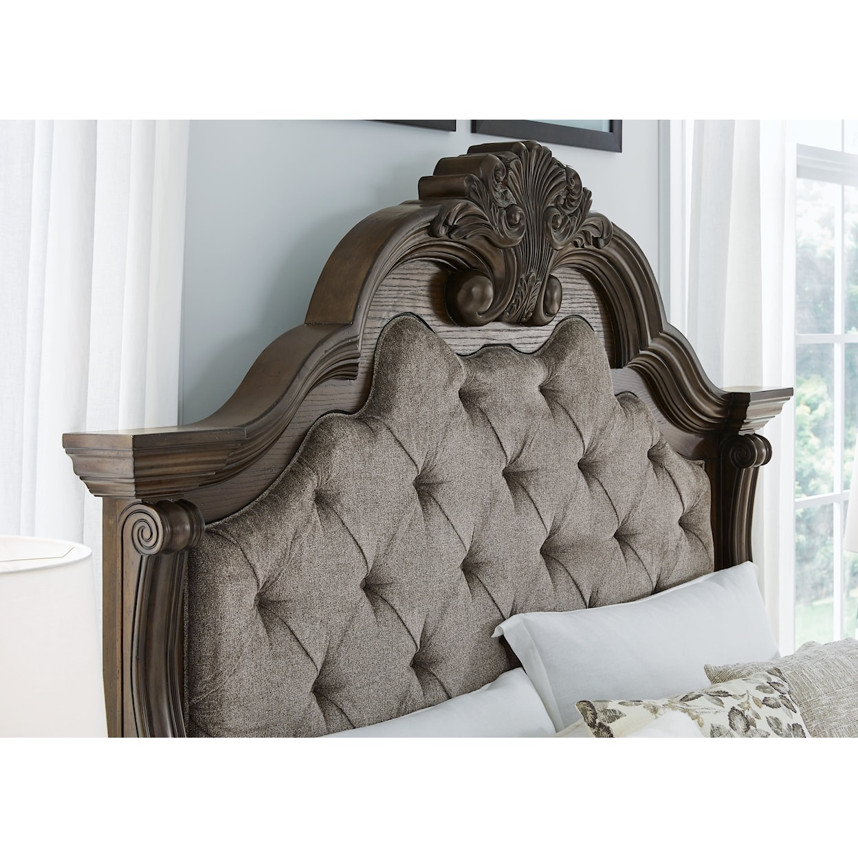 Signature Design by Ashley Furniture Maylee Queen Upholstered Bed