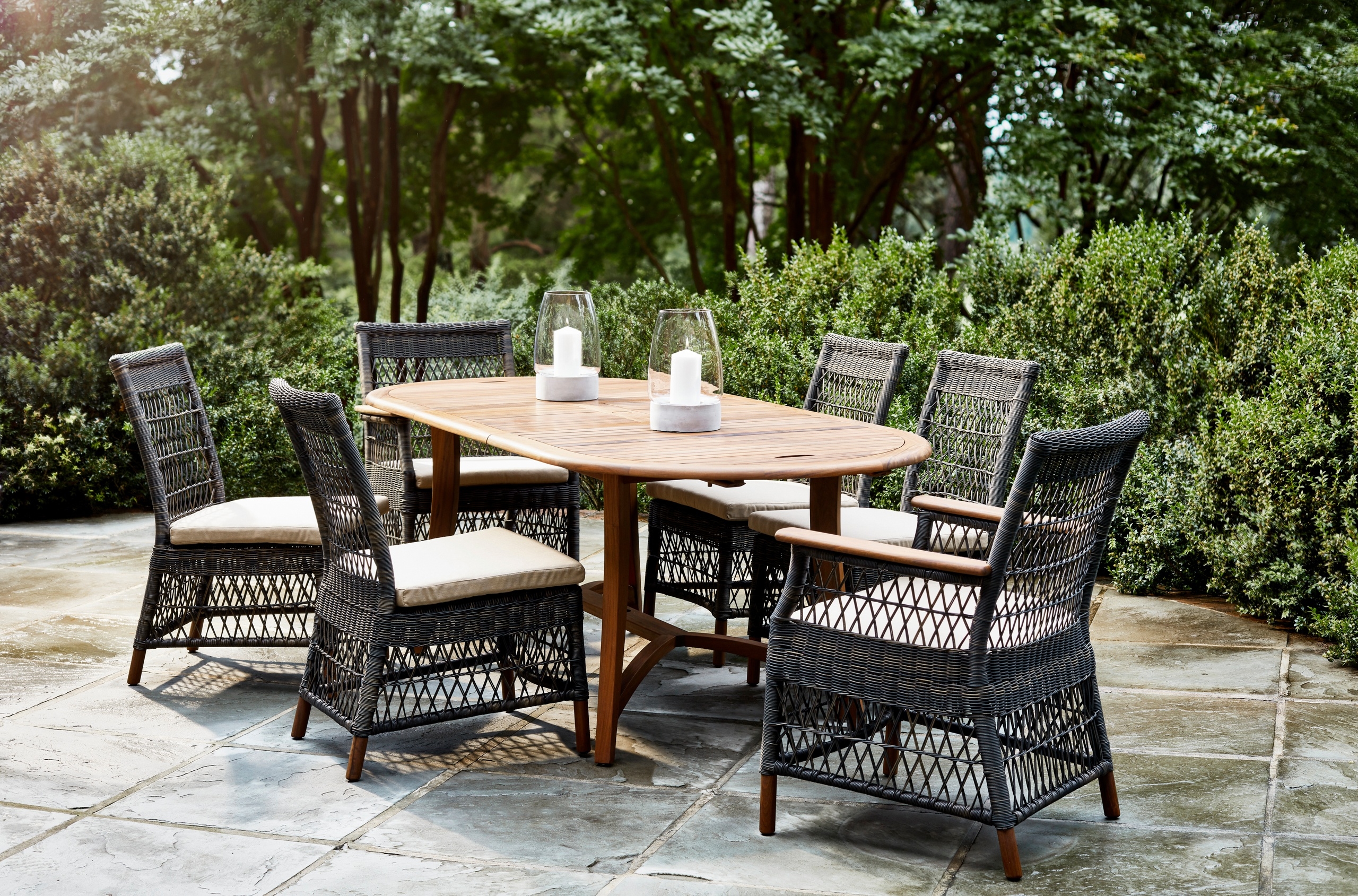 Outdoor Dining Side Chairs in Hockessin, Greenville, Wilmington