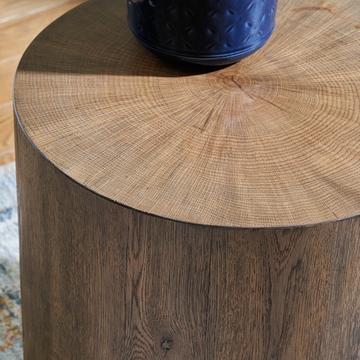 Signature Cammund Accent Table (2/CN)