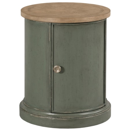 Woodfield Round Accent Table