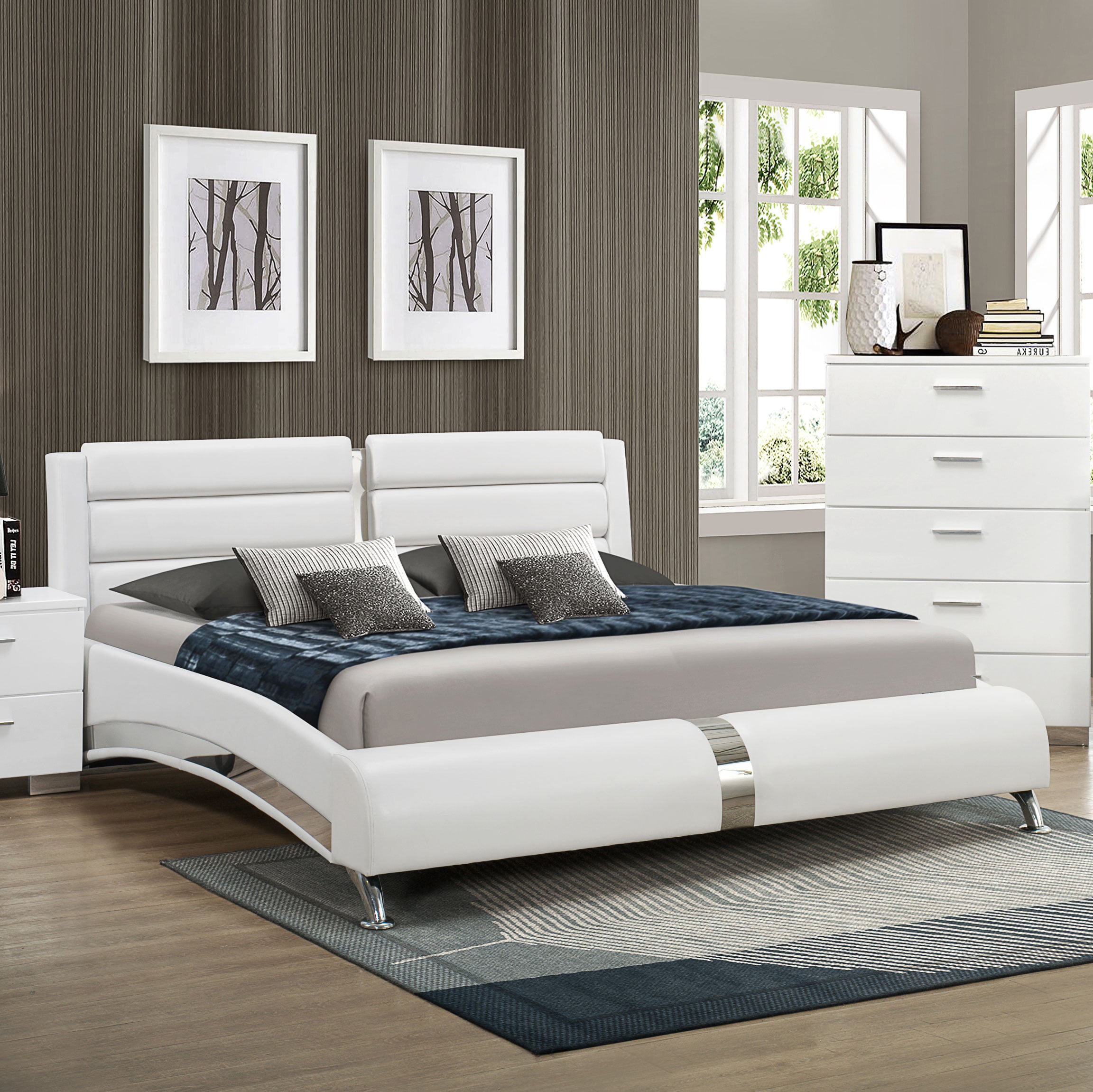 Jeremaine King Sleigh Bed