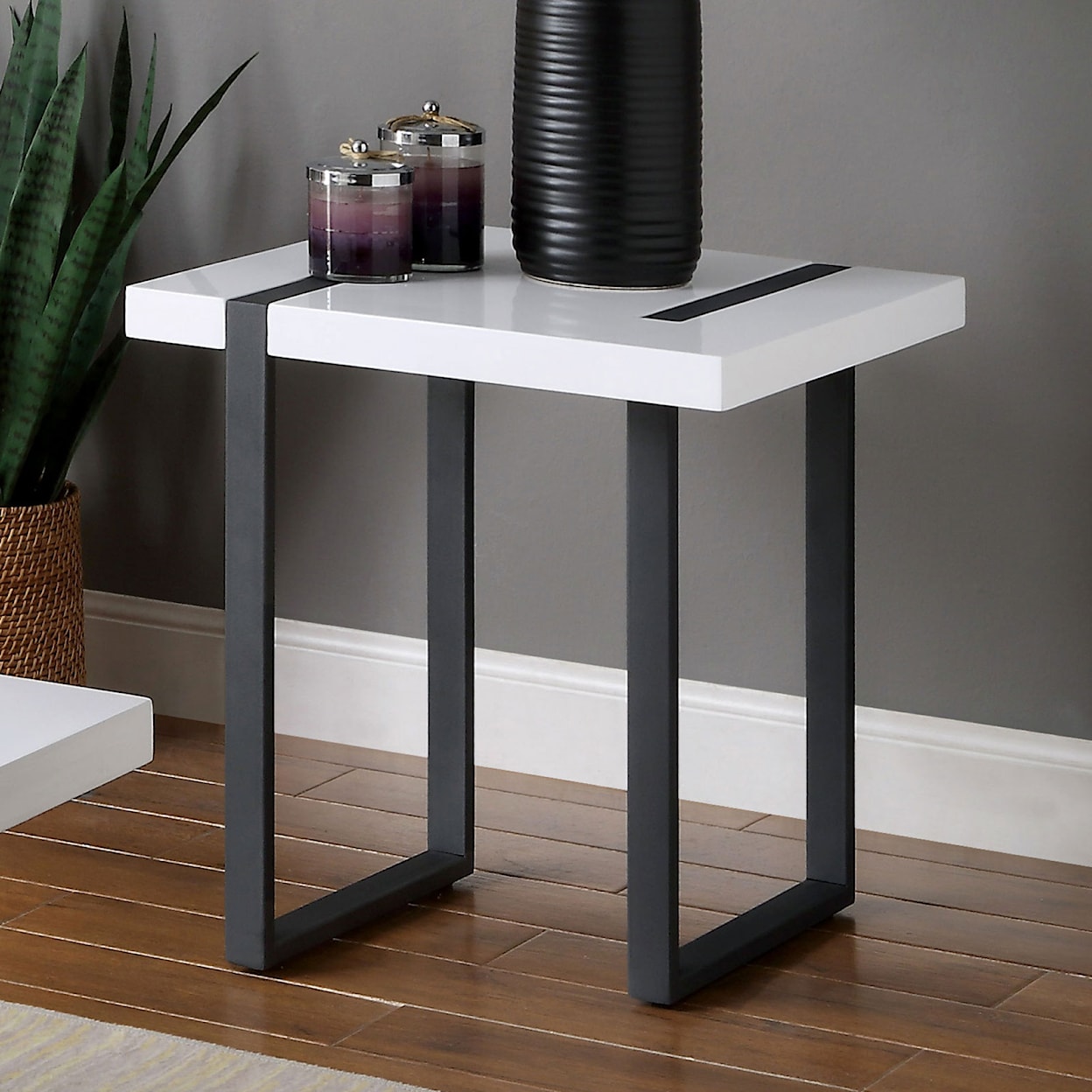 Furniture of America Eimear End Table