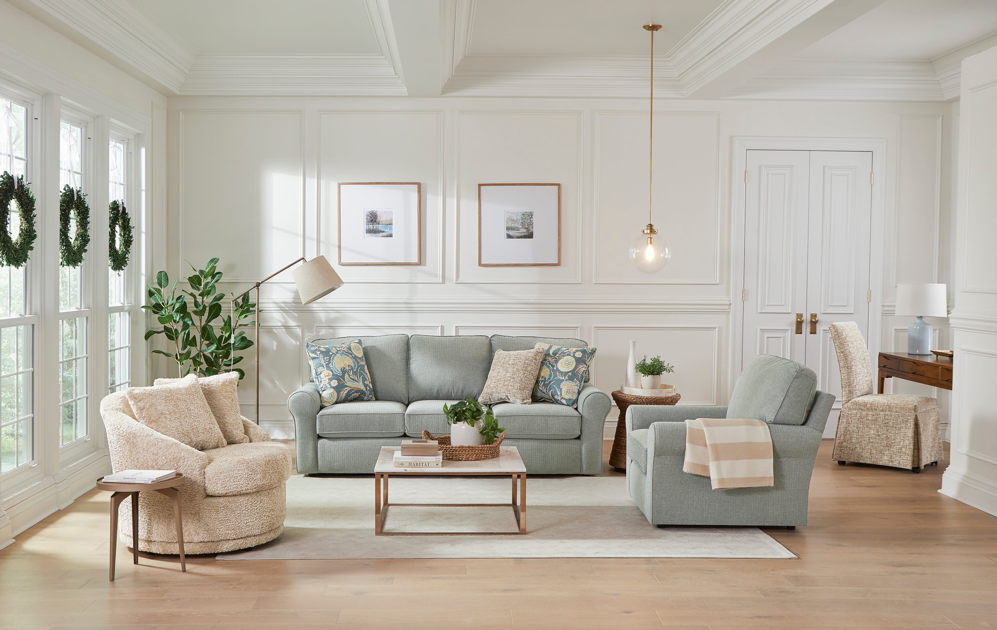 Best Home Furnishings Hanway Chair