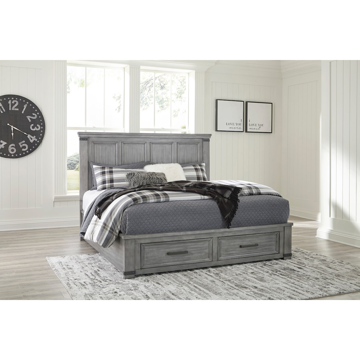 Benchcraft Russelyn California King Storage Bed