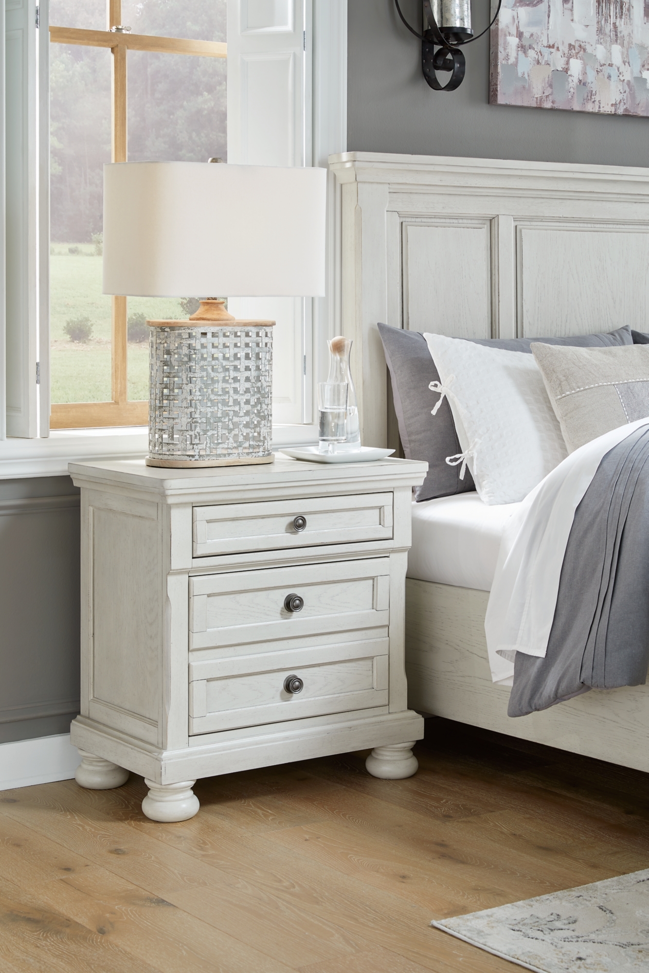 Signature Design by Ashley Robbinsdale Queen Bedroom Set