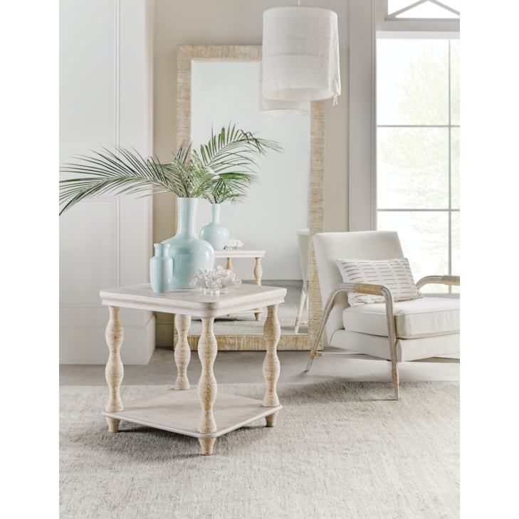 Hooker Furniture Serenity Lamp Table