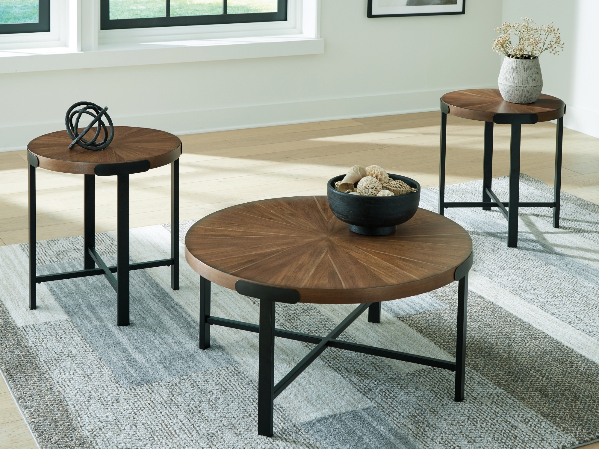 Signature Design by Ashley Crosstrail Occasional Table (set Of 3)