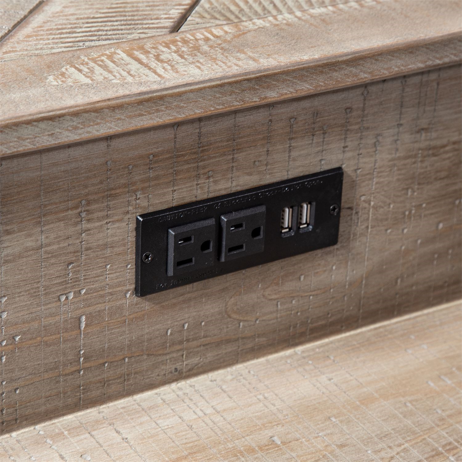 Liberty Furniture Parkland Falls 4-Piece Bar and Stool Set