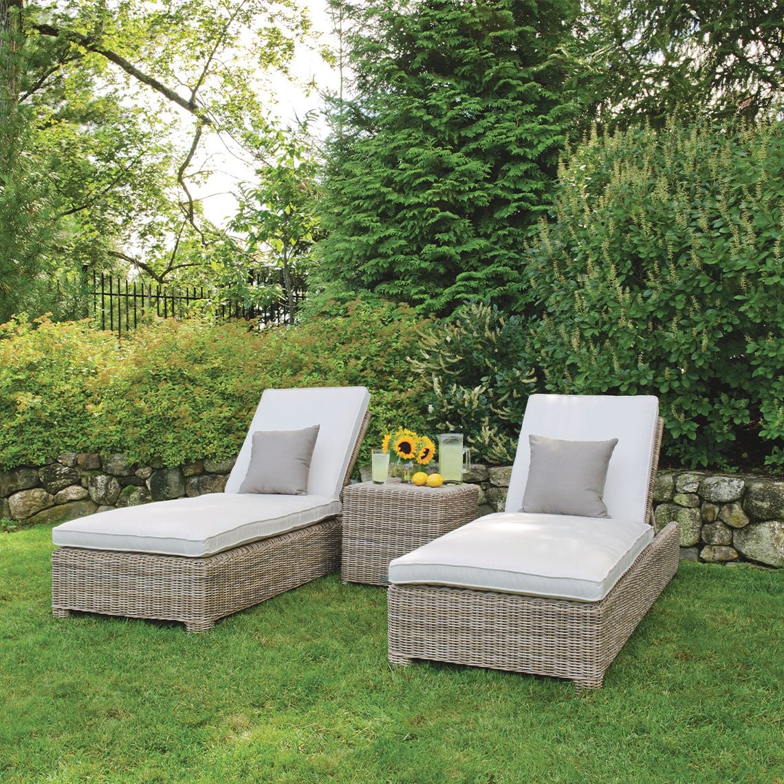 Kingsley Bate Sag Harbor Outdoor Square Side Table/Stool