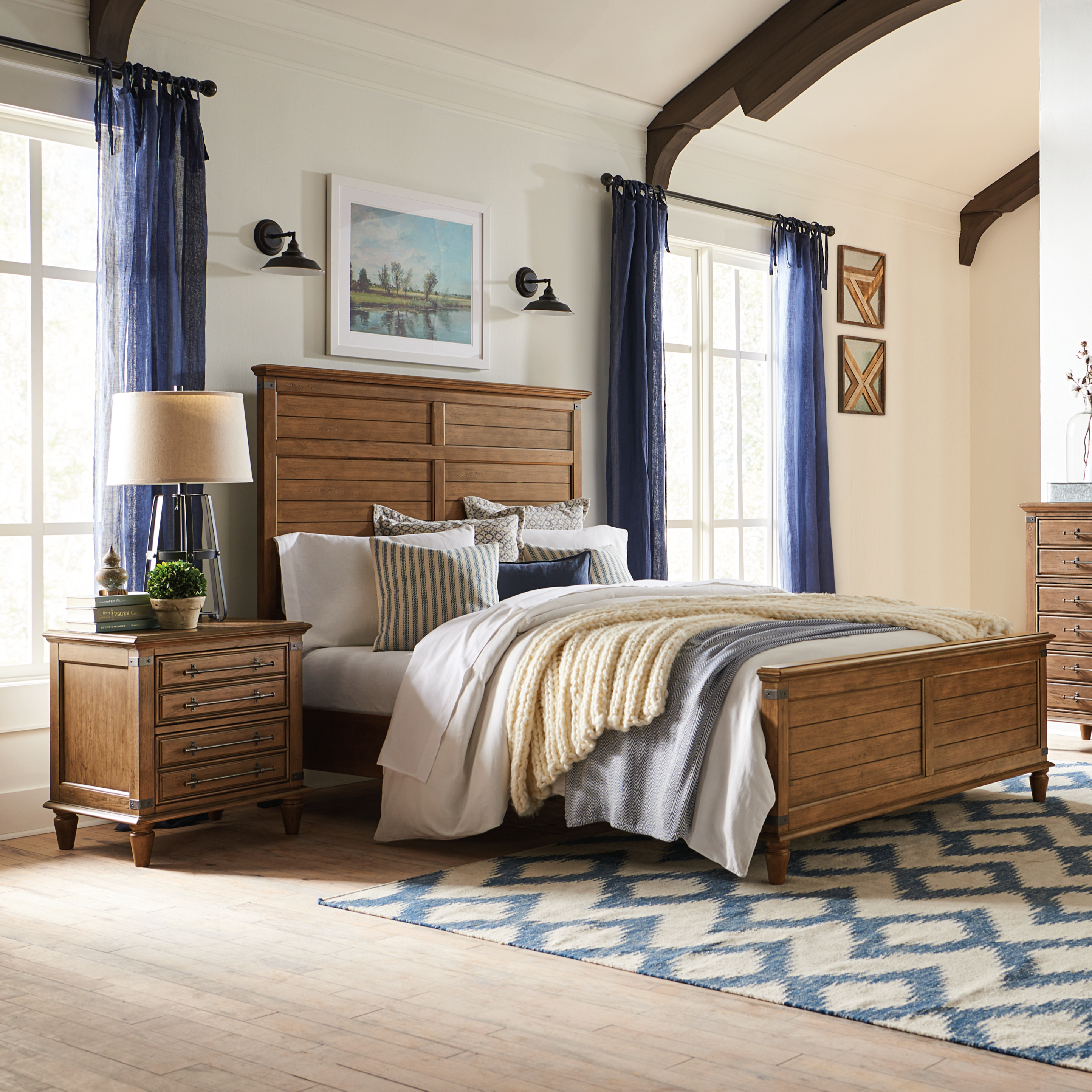 Farmhouse King 5-Piece Bedroom Group