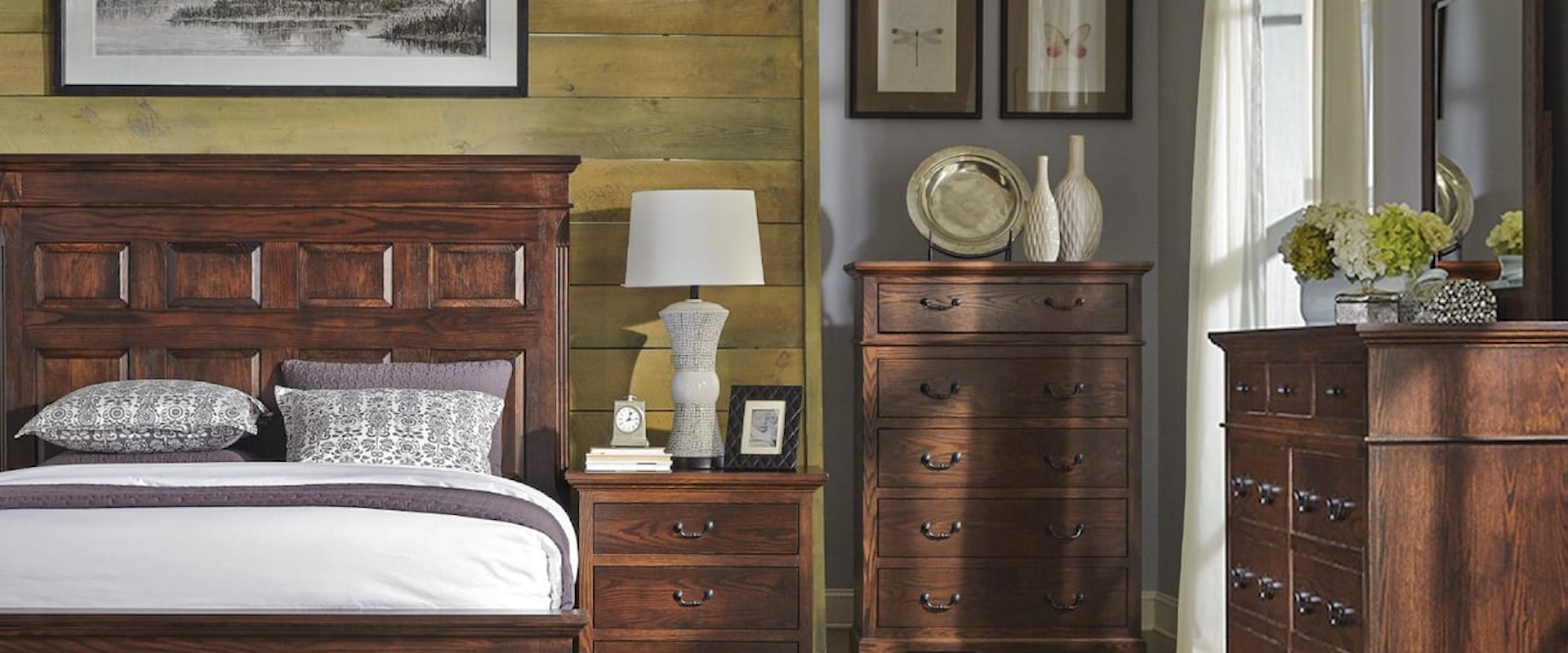 Traditional 5-Piece Bedroom Set