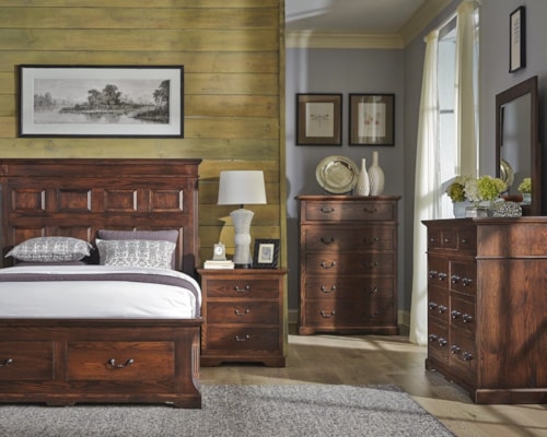 Traditional 5-Piece Bedroom Set