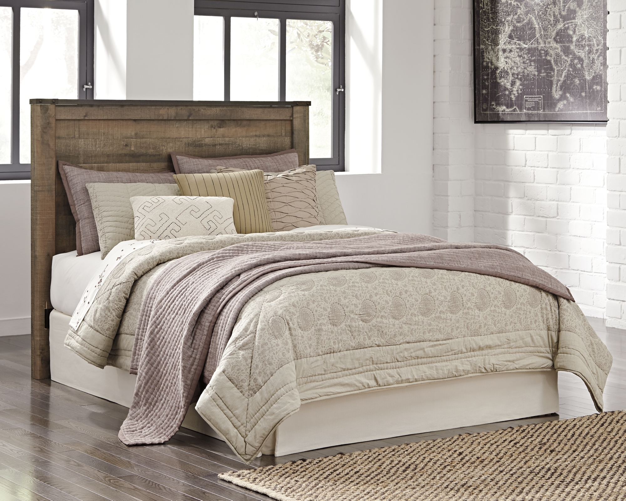 Signature Design by Ashley Trinell Queen Bedroom Set