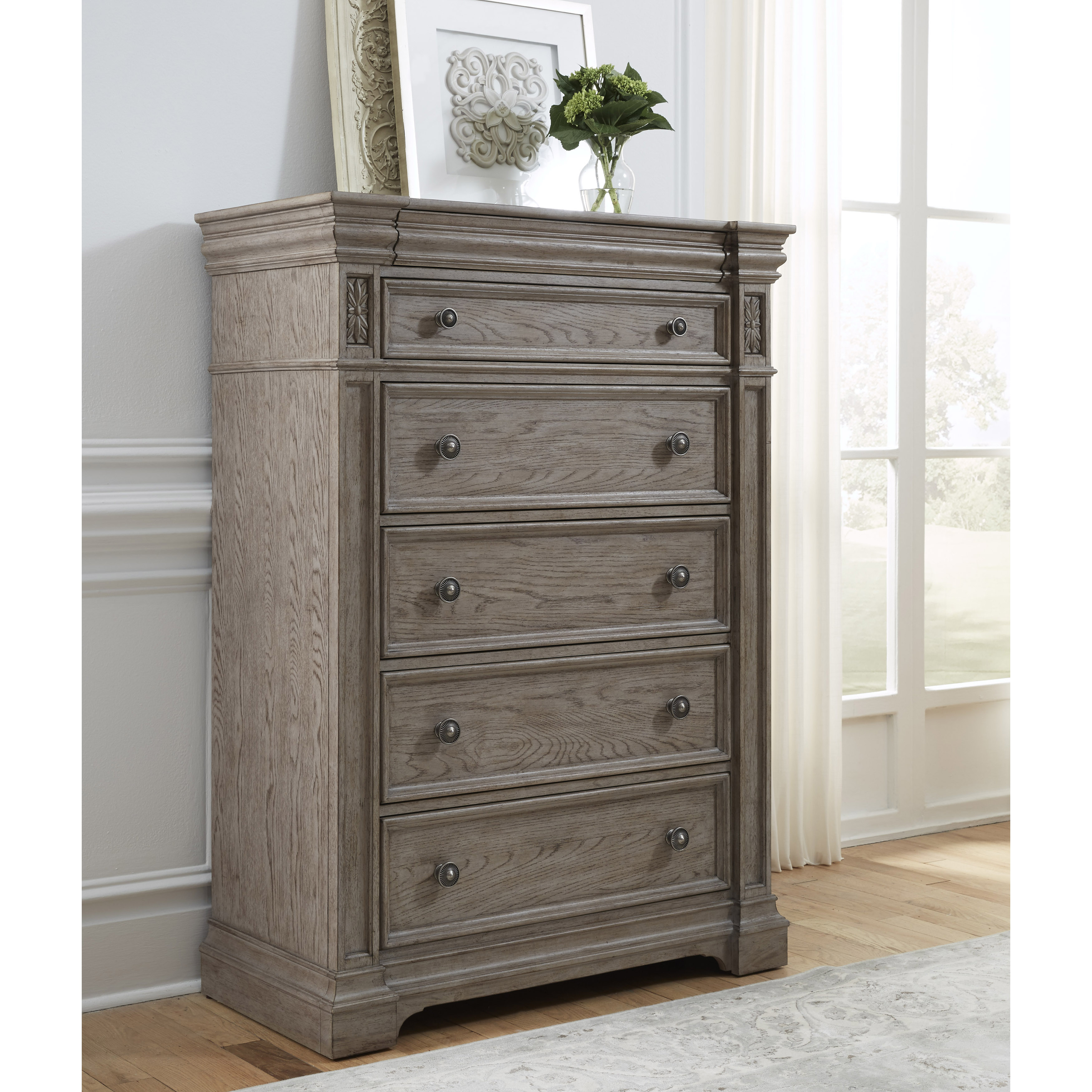 Pulaski Furniture Kingsbury Chest