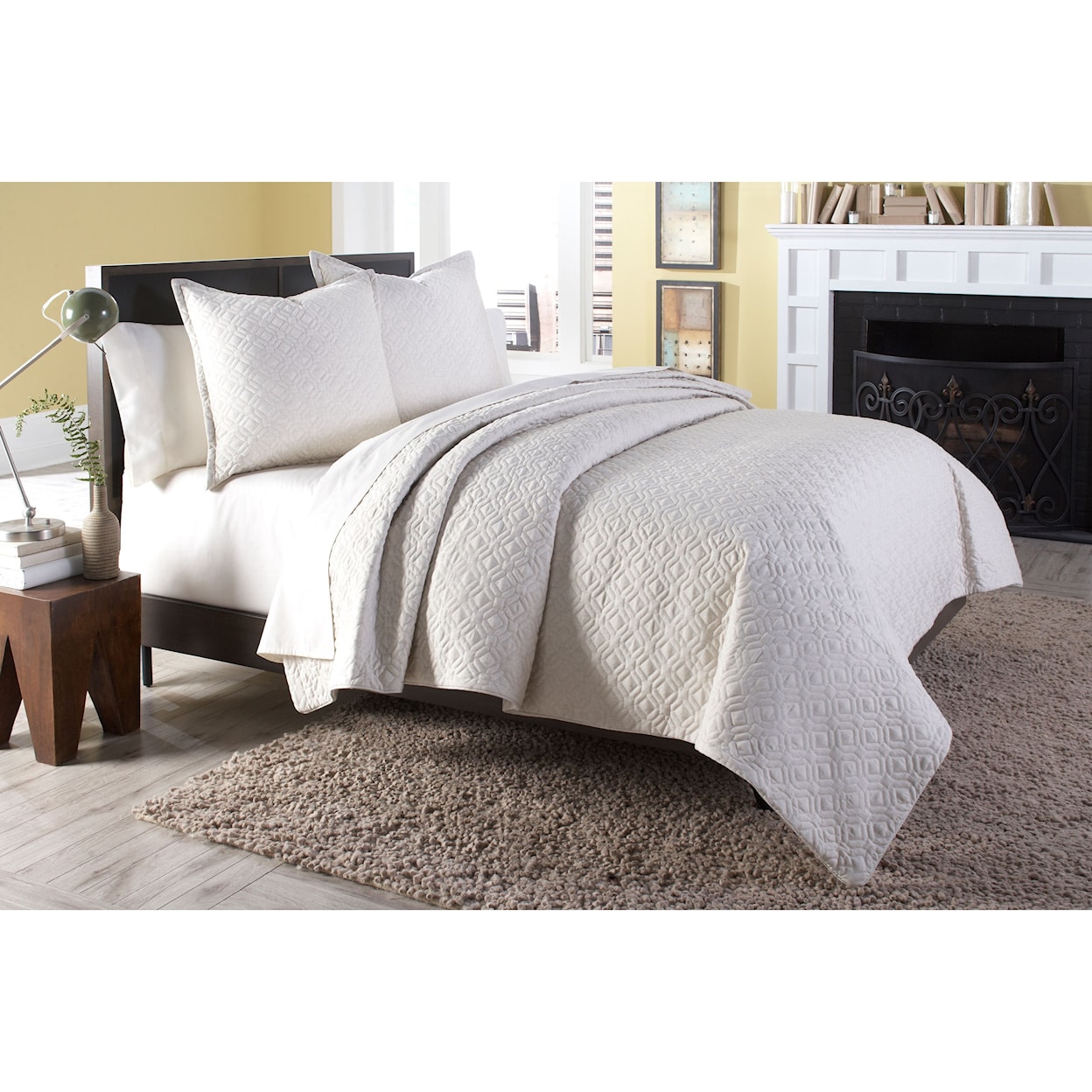 Michael Amini Michael Amini Bedding 3-Piece King Coverlet/Duvet Set