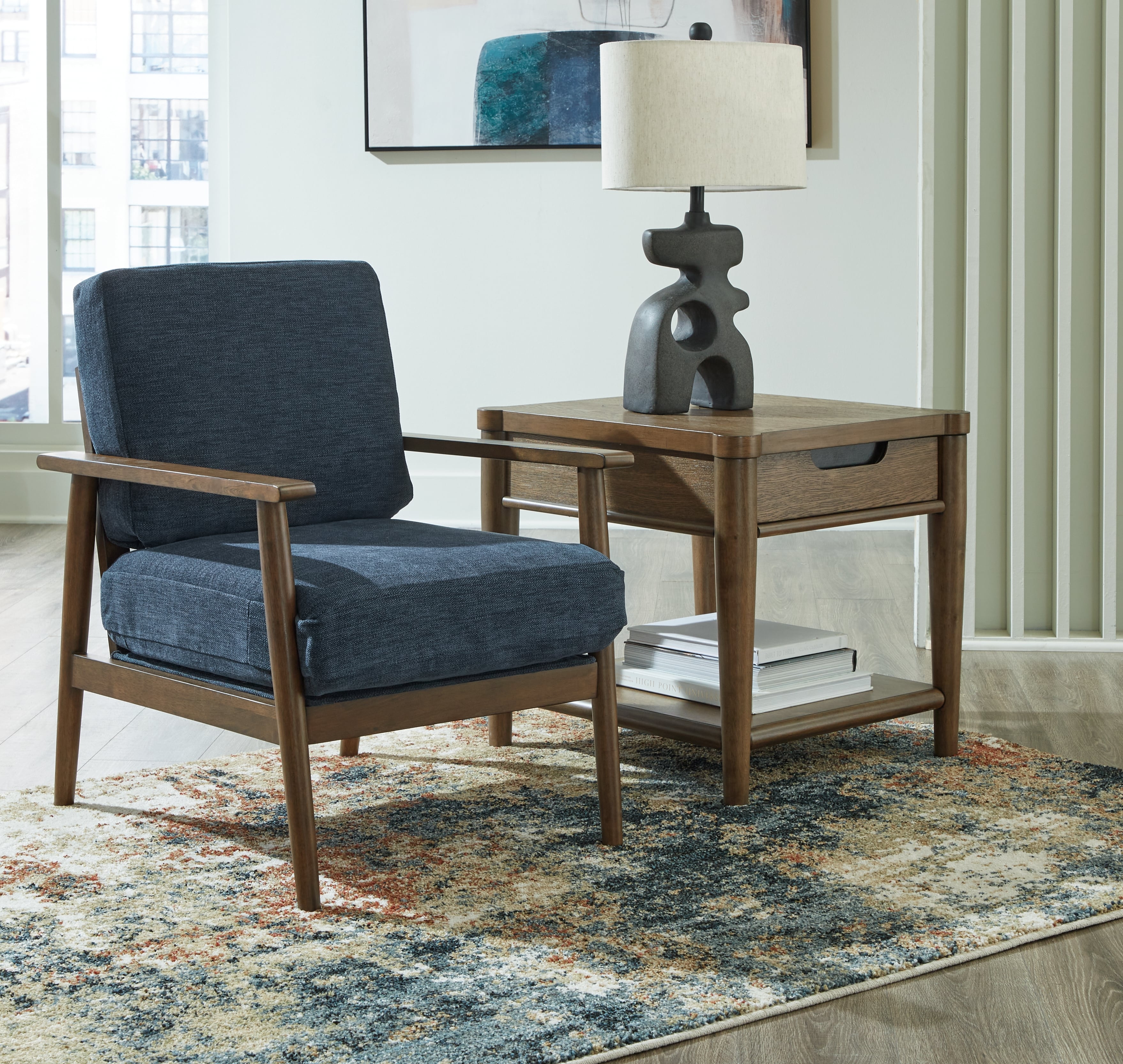 Showood Accent Chair