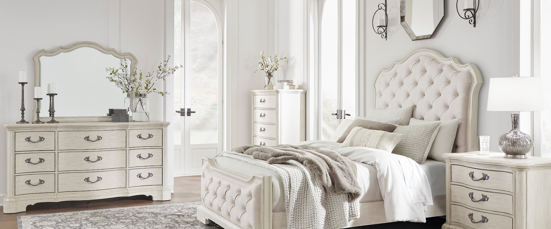 Traditional Queen Bedroom Set with Dresser, Chest, and Nightstand