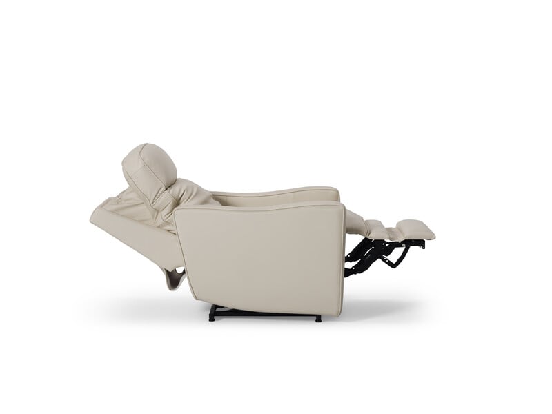 Palliser Oakridge Lift Recliner W/Power Headrest & Lumbar