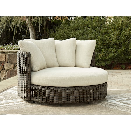 Swivel Lounge Chair W/Cushion