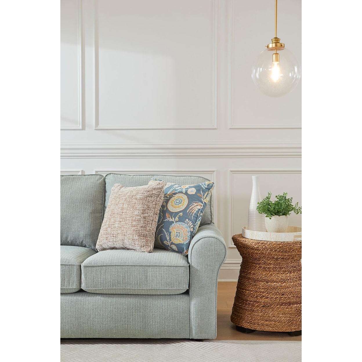 Best Home Furnishings Hanway Sofa