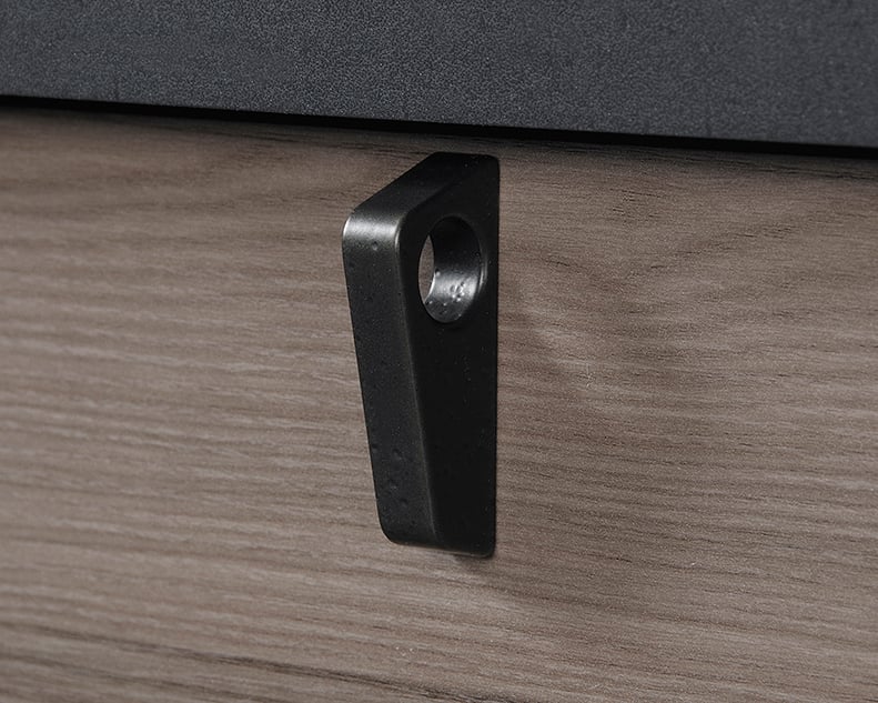 Sauder INTERNATIONAL LUX International Lux Executive Desk