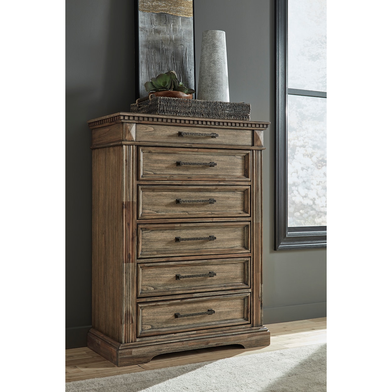 Signature Design by Ashley Markenburg Chest of Drawers