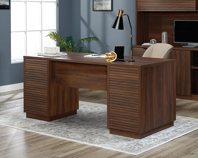Englewood Executive Desk Spm A2
