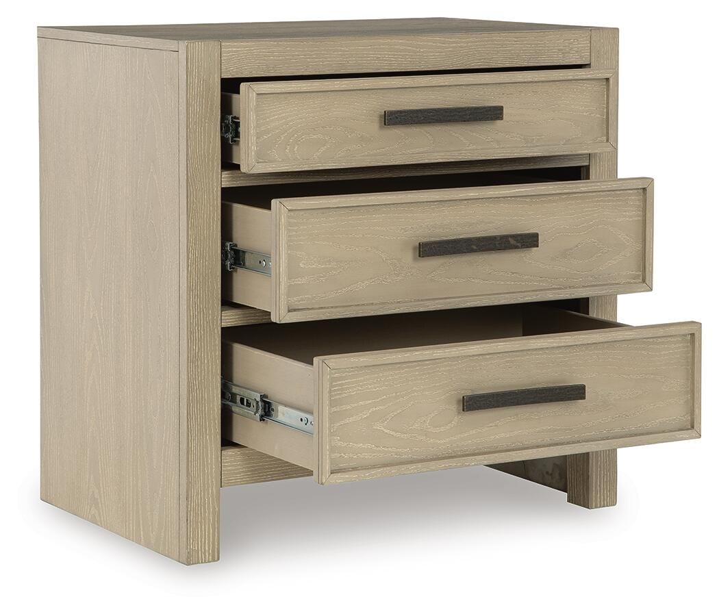 3-drawer Nightstand