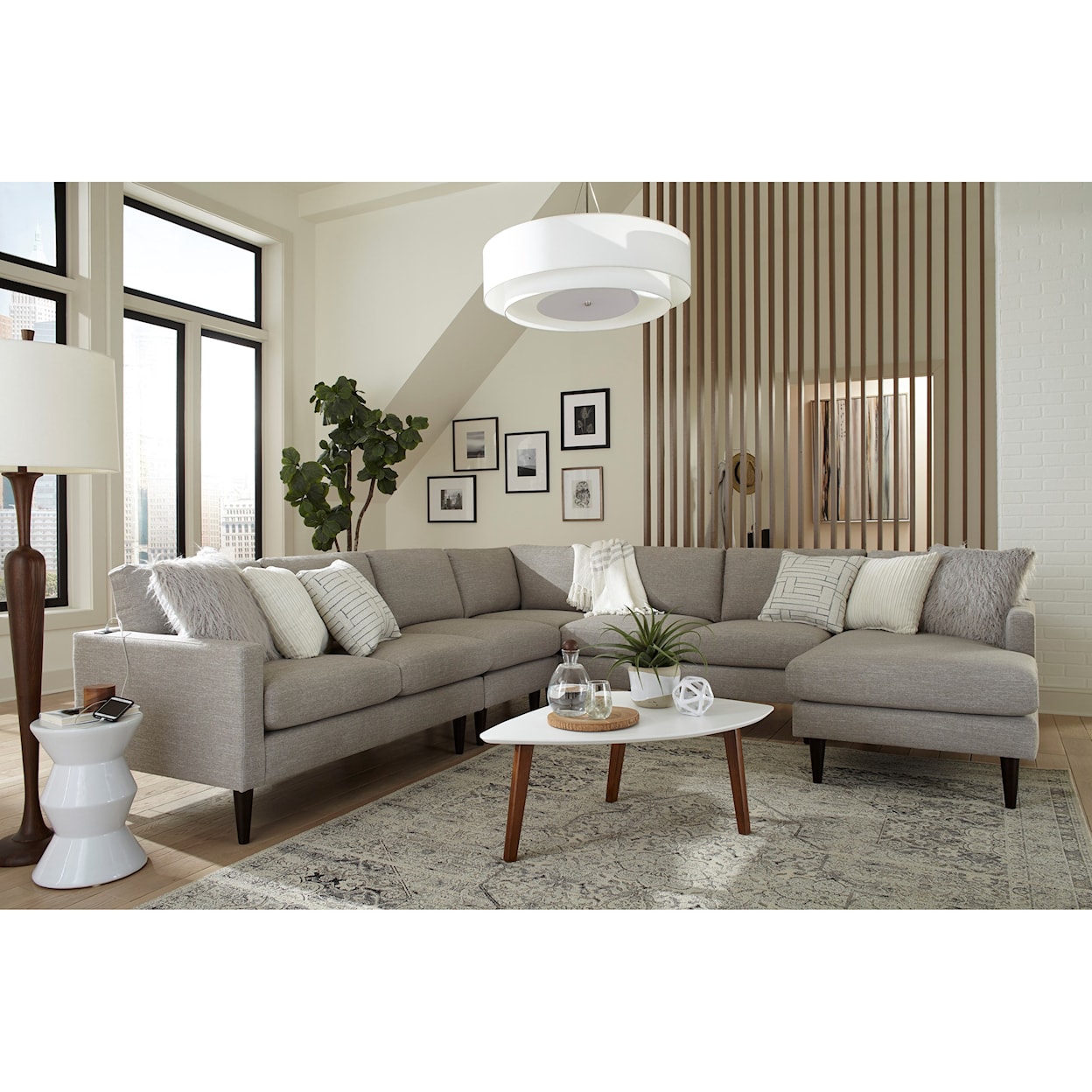 Bravo Furniture Trafton 6-Seat Sectional Sofa w/ RAF Chaise