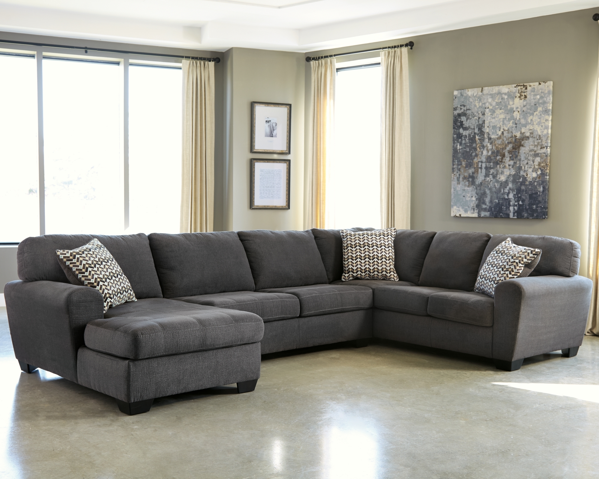 Sectional With Chaise